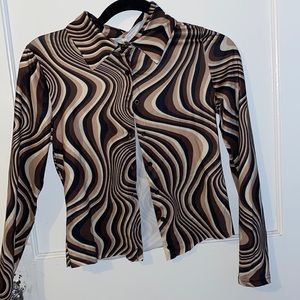 Trendy crop top NWT- Size M